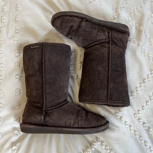 Bearpaw Sherpa boots